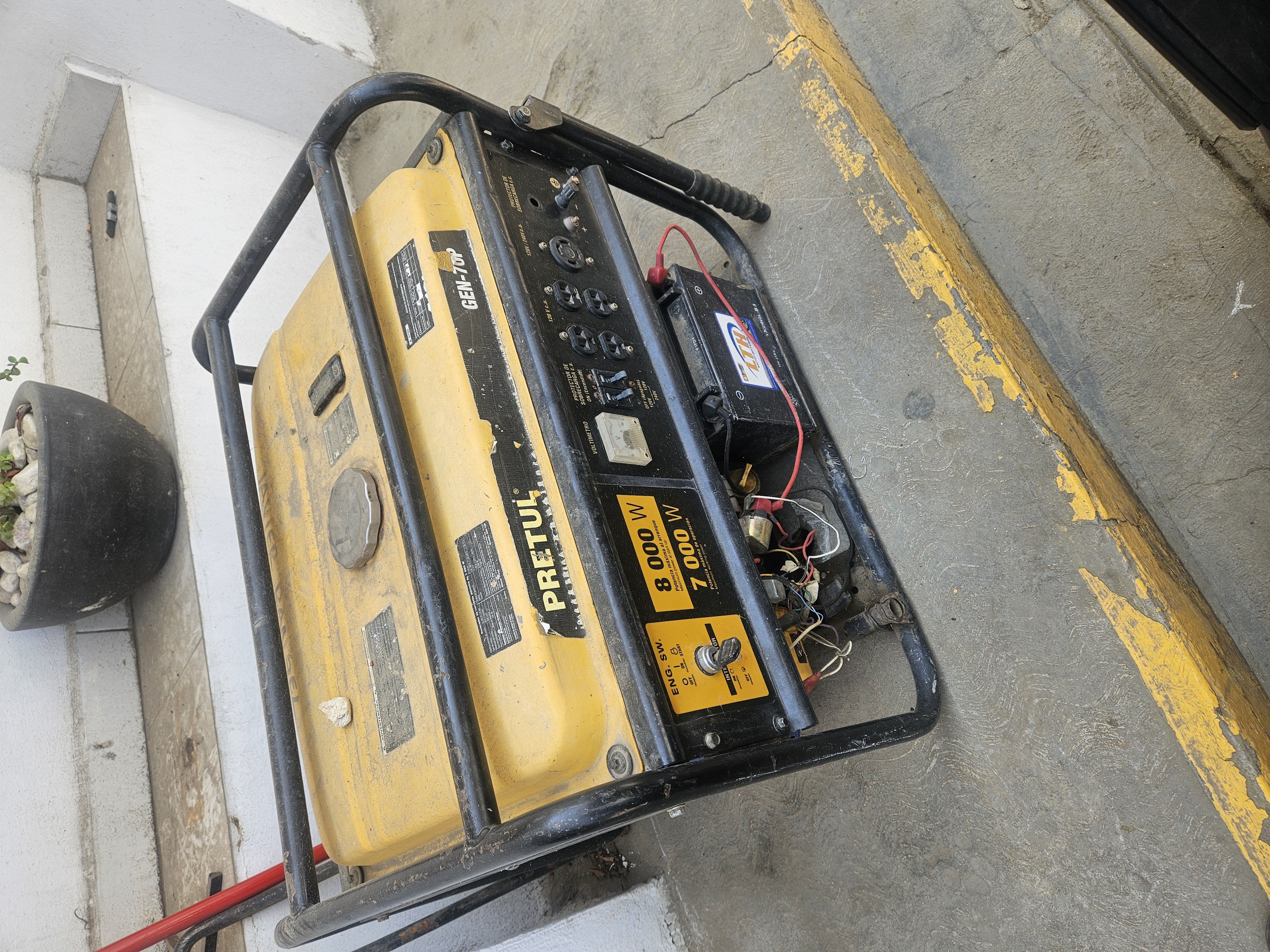 GENERADOR ELECTRICO A GASOLINA