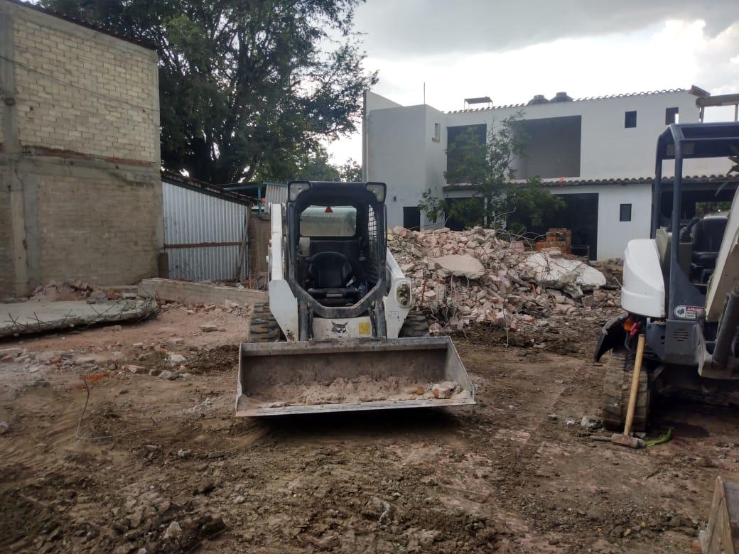 RETIRO DE ESCOMBRO CON MAQUINARIA